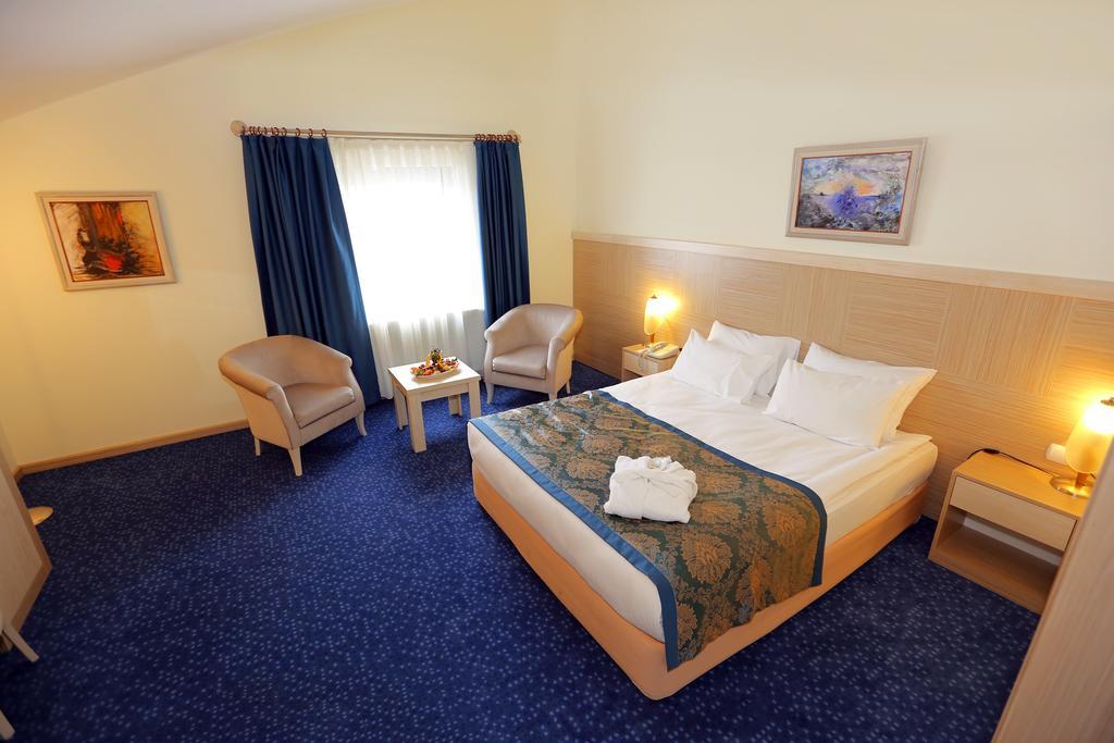 King Hotel Cankaya Анкара Экстерьер фото
